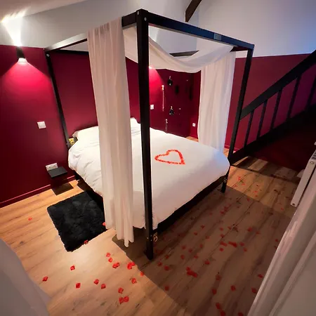 50 Nuances D'amour - Jacuzzi / Massage / Cinema *
